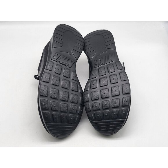 Nike Women's Tanjun Running‎ Shoe in Black Size 6 DJ6257-002 - Picture 7 of 10